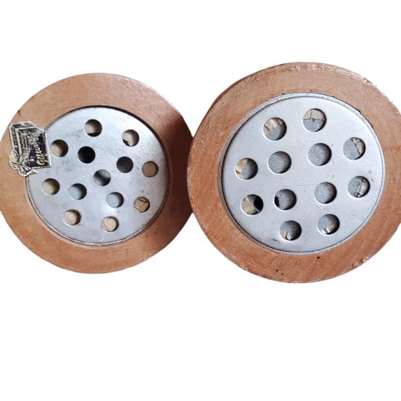 Large vintage wooden cat chef salt and pepper shakers - Picture 3 of 3